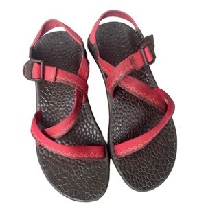 ➖CHACOS➖ Red Outdoor Hiking Strappy Sandal